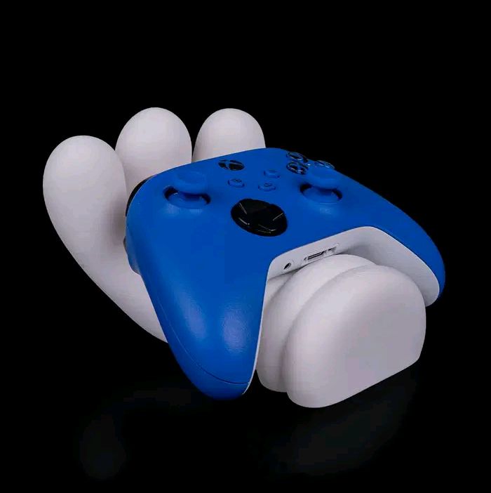Mickey Glove Controller Stand
